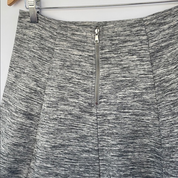 GAP Gray Skater Mini Skirt Large - Picture 9 of 13
